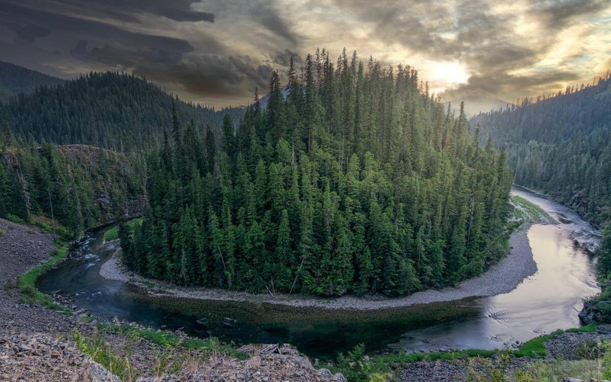 Close To Hiawatha Tr And Biking With Hot Tub Wallace Exteriér fotografie